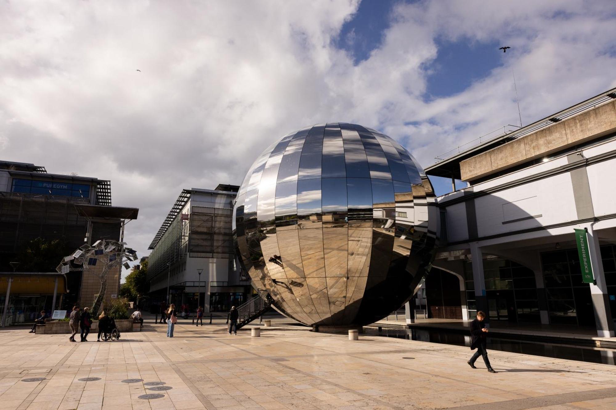 Moxy Bristol Hotel Exterior photo